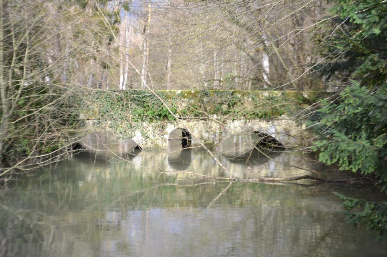Chambon-sur-Cisse Le Moulin Et L'Olivier Three Bedroom Suite المظهر الخارجي الصورة
