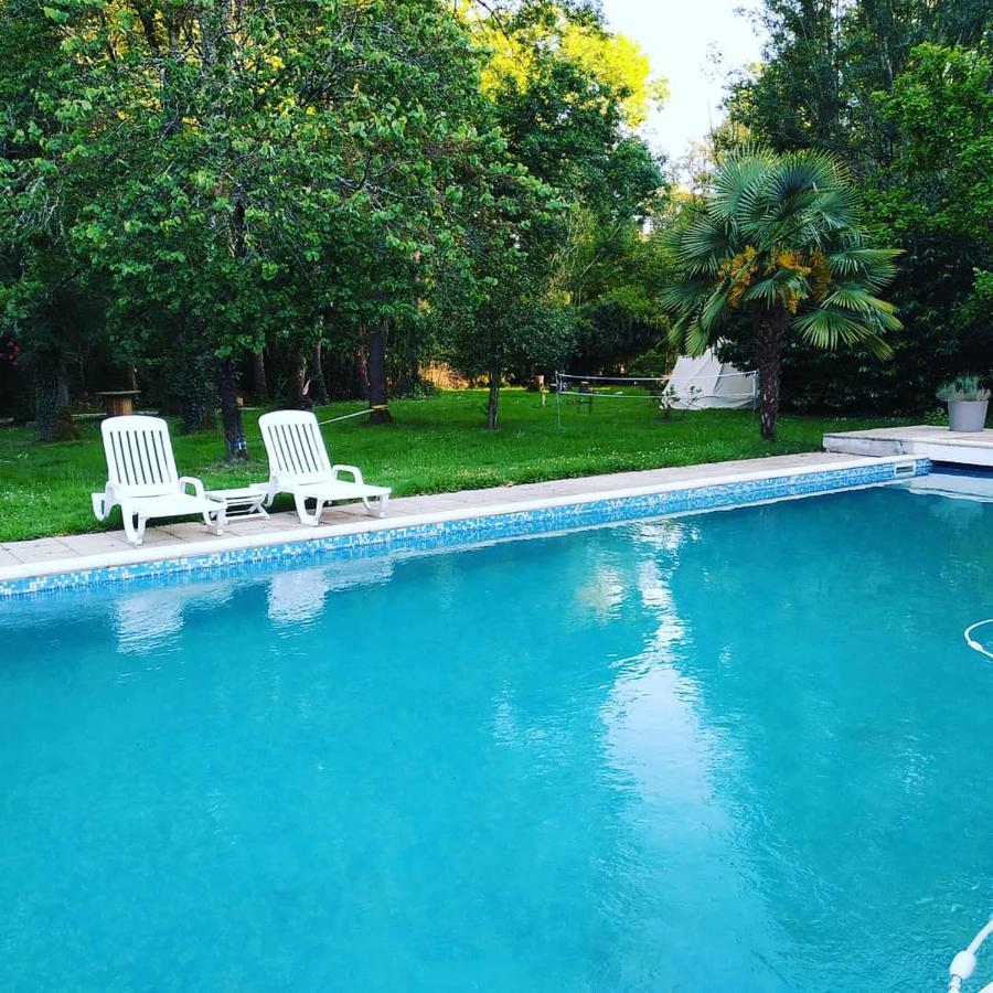 Chambon-sur-Cisse Le Moulin Et L'Olivier Three Bedroom Suite المظهر الخارجي الصورة